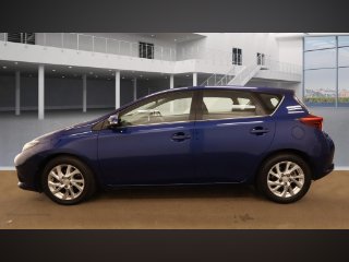 /photos/9515/e268a0aa-d443-78f2-6b30-d94fa7348759_i320x240.jpg